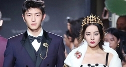 迪丽热巴 - 迪丽热巴T台首秀D&G