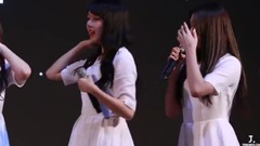 GFriend,艺琳(GFriend) - 侧耳倾听