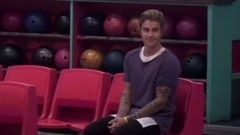 Justin Bieber - 爆笑!跟我重复:比伯的保龄球私教课