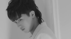 少年企画诚意制作 许魏洲纪梵希2018春夏发布会秀前影像来袭