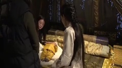 影视原声 - 独家花絮:迪丽热巴逗比抱孩子喂奶