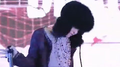 G-Dragon(BigBang) - Rockin Out Seoul Fashion Week GD cut