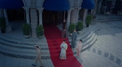 孙俪 - 电视剧<那年花开月正圆>鲜花配美人!陈晓送玫瑰给孙俪