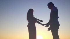 在夕阳下你我的那次相互问候