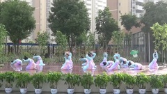 华语童星,舞蹈视频 - 彩云追月