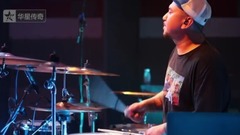 扭曲机器 - 迷失北京