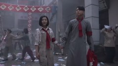 影视原声 - 电视剧<爱人同志>第21集预告-革命取得胜利群众在街头欢呼