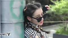 迪丽热巴 - 迪丽热巴潮流私服大公开 运动风怪力美少女_时尚芭莎BAZAAR拍摄花絮