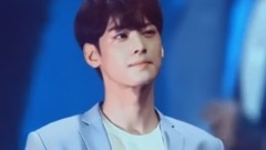 Astro(韩国) - 爱 主-车银优