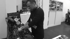 JAY LUMEN Is Testing MODEL