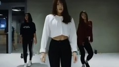 何伟政 - 死在江南烟雨中