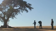 与豹共舞  安吉丽娜朱莉 时尚芭莎150周年纪念刊纳米比亚拍摄