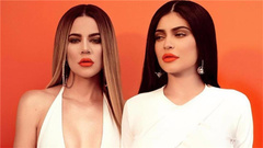 Kylie Jenner与姐姐Khloé最新彩妆宣传短片!