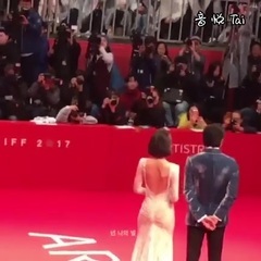 少女时代,允儿(少女时代) - 林允儿红毯新闻视频cut合集 9