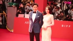 少女时代,允儿(少女时代) - 林允儿红毯新闻视频cut合集 17