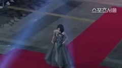 少女时代,允儿(少女时代) - 大钟奖林允儿红毯新闻cut & 饭拍视频合集 15