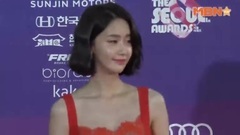 少女时代,允儿(少女时代) - 第一届The Seoul Award颁奖礼林允儿红毯新闻视频cut7