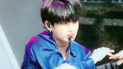 田柾国(防弹少年团) - DNA彩排