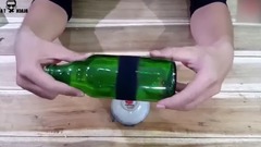 用蜡烛切玻璃,比刀还快,你绝对想不到!