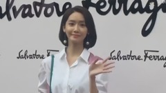 允儿香港出席某品牌活动现场视频一则