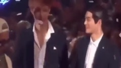 BigBang,少女时代,EXO,TWICE,BLACKPINK - 【YG】yg家孩子与SM和JYP的孩子们的亲密互动