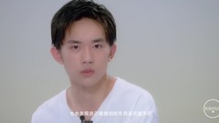 易烊千玺 - 易烊千玺问答时间_BOBOSNAP拍摄花絮