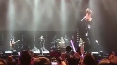 五月天 - 阿信版<我的歌声里> 曲婉婷也在现场