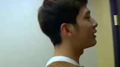 井柏然夜袭王中磊住所"基情"四射