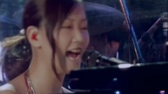 大塚爱 - 雨の中のメロディー