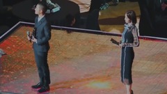 少女时代,允儿(少女时代) - 场内领奖及台下部分 视频3