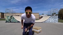 2分钟教你学会三种滑板转弯的方法