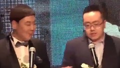 恩静获奖与合影