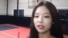 BLACKPINK - Jisoo Jennie