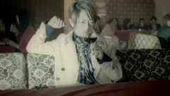 AAA - 唇からロマンチカ