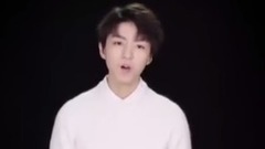 王俊凯 - 王俊凯对话霍金在王俊凯18岁的成年礼上焕蓝梦想基金正式发布