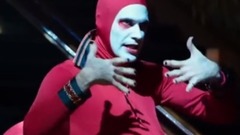 Танец в исполнении актрисы KEA HO.