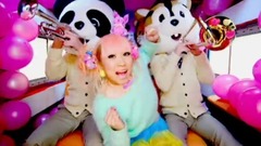 倖田来未 - ラブリー