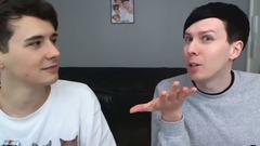 DanAndPhilGAMES MAKING A PHANDWICH - Dan and Phil play Overcooked #2!