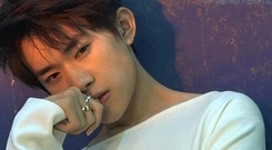 易烊千玺 - 易烊千玺:十七问(上)