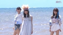 乃木坂46 - 裸足でSummer