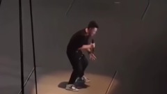 陈奕迅清唱《浮夸》