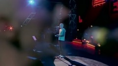 R.E.M - Everybody Hurts