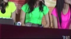 少女时代 - 少女时代观看SONE大跳GEE