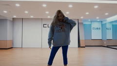 金泫雅 - Lip & Hip