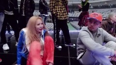 金泫雅 - [神迹字幕] 泫雅 2017 MMA Behind 中文字幕