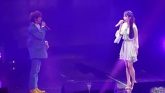 G-Dragon(BigBang),IU - Palette - 演唱会饭拍版 17/12/09