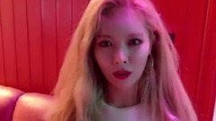 金泫雅 - Lip &Hip