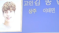 SHINee - 钟铉真的走了 好友防弹 Red Velvet到灵堂悼念 Part2