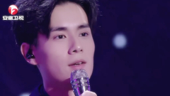 胡一天 - 追光者