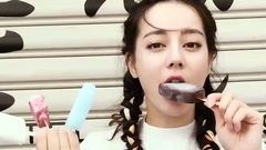 迪丽热巴 - 迪丽热巴:小少女的东京可爱全记录